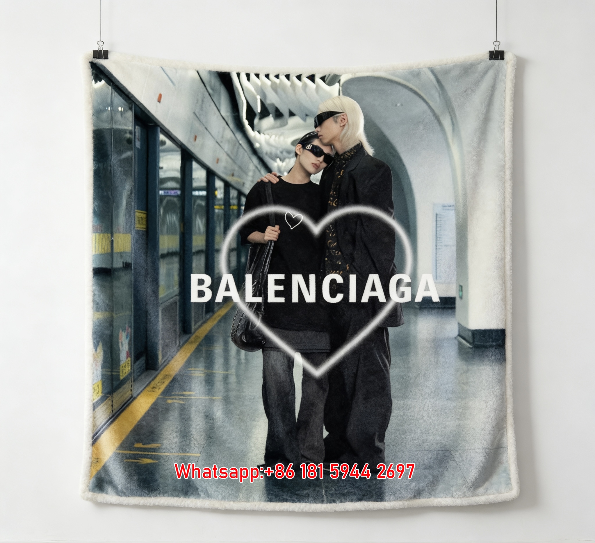 Balenciaga Subway Heart Scene Flannel Sofa Throw Blanket BA210